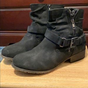 Pop Black Ankle Moto Boots